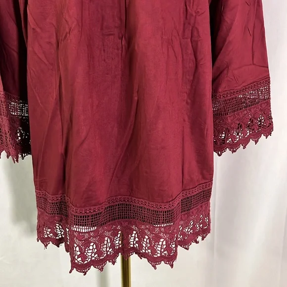 🛍 6 for $35 • NWOT Blair Burgundy Lace Accent Pleated Button Front Tunic Blouse - Picture 13 of 16